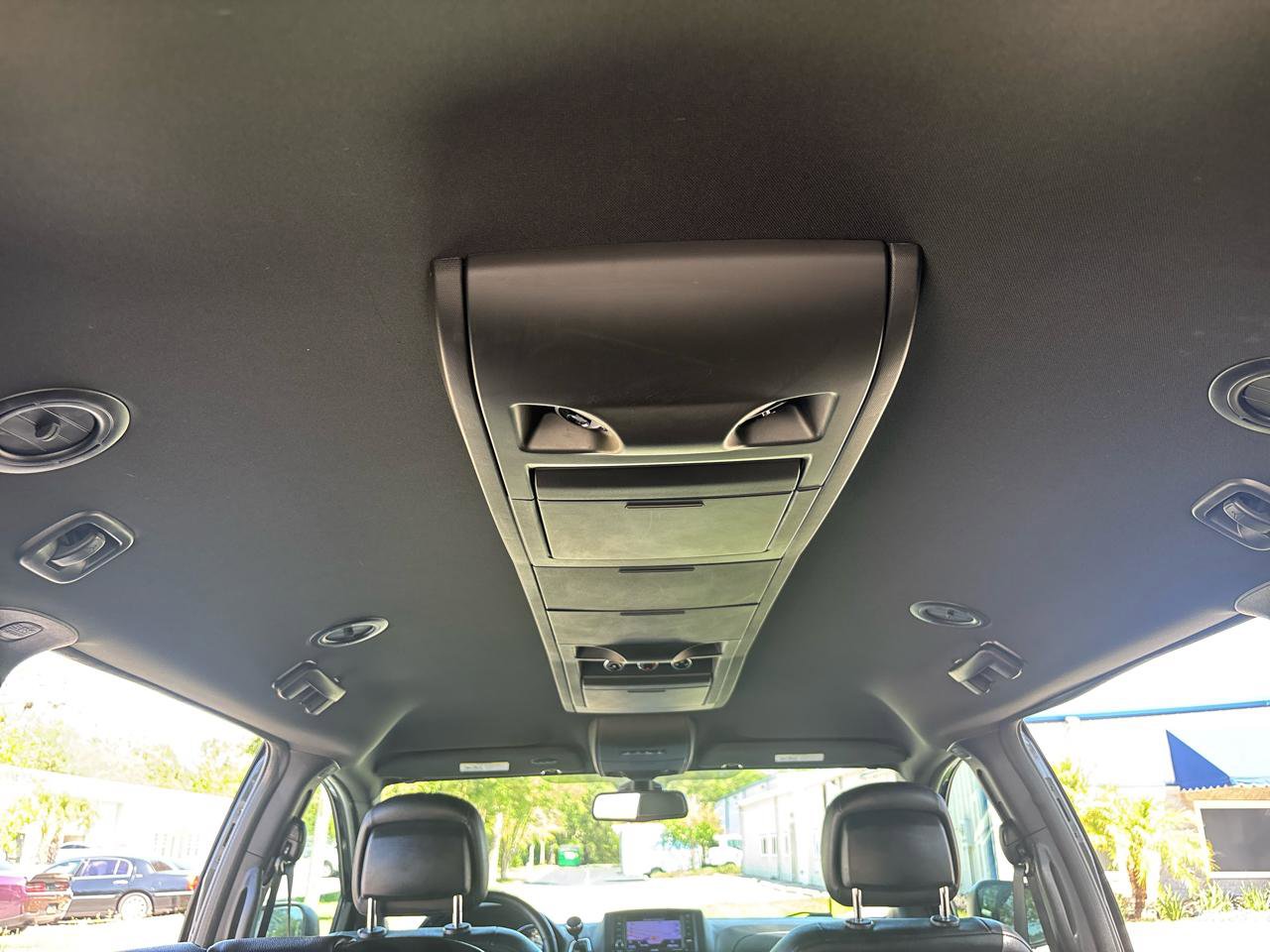 Used 2019 Dodge Grand Caravan GT image 34