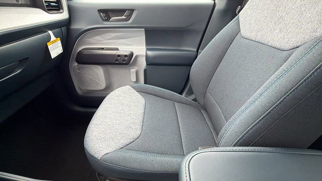 New 2025 Ford Maverick XLT image 23