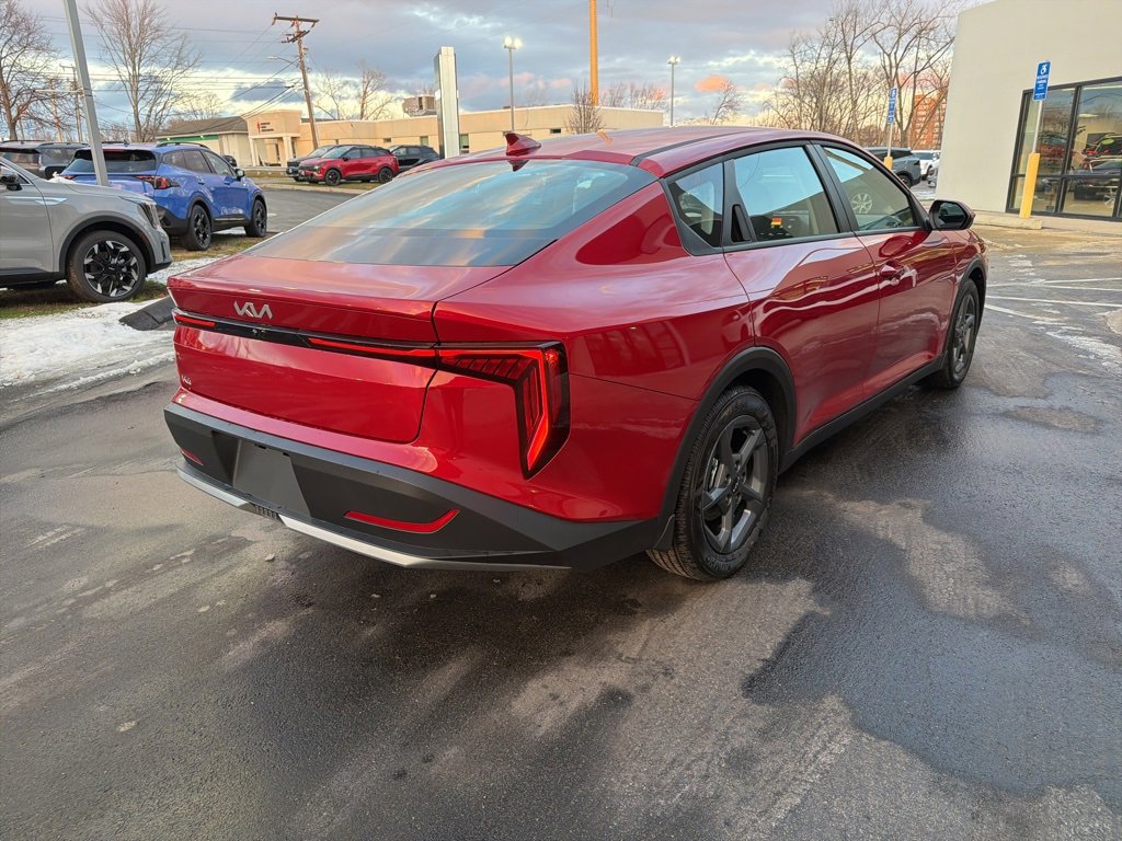 New 2025 Kia K4 LXS image 6