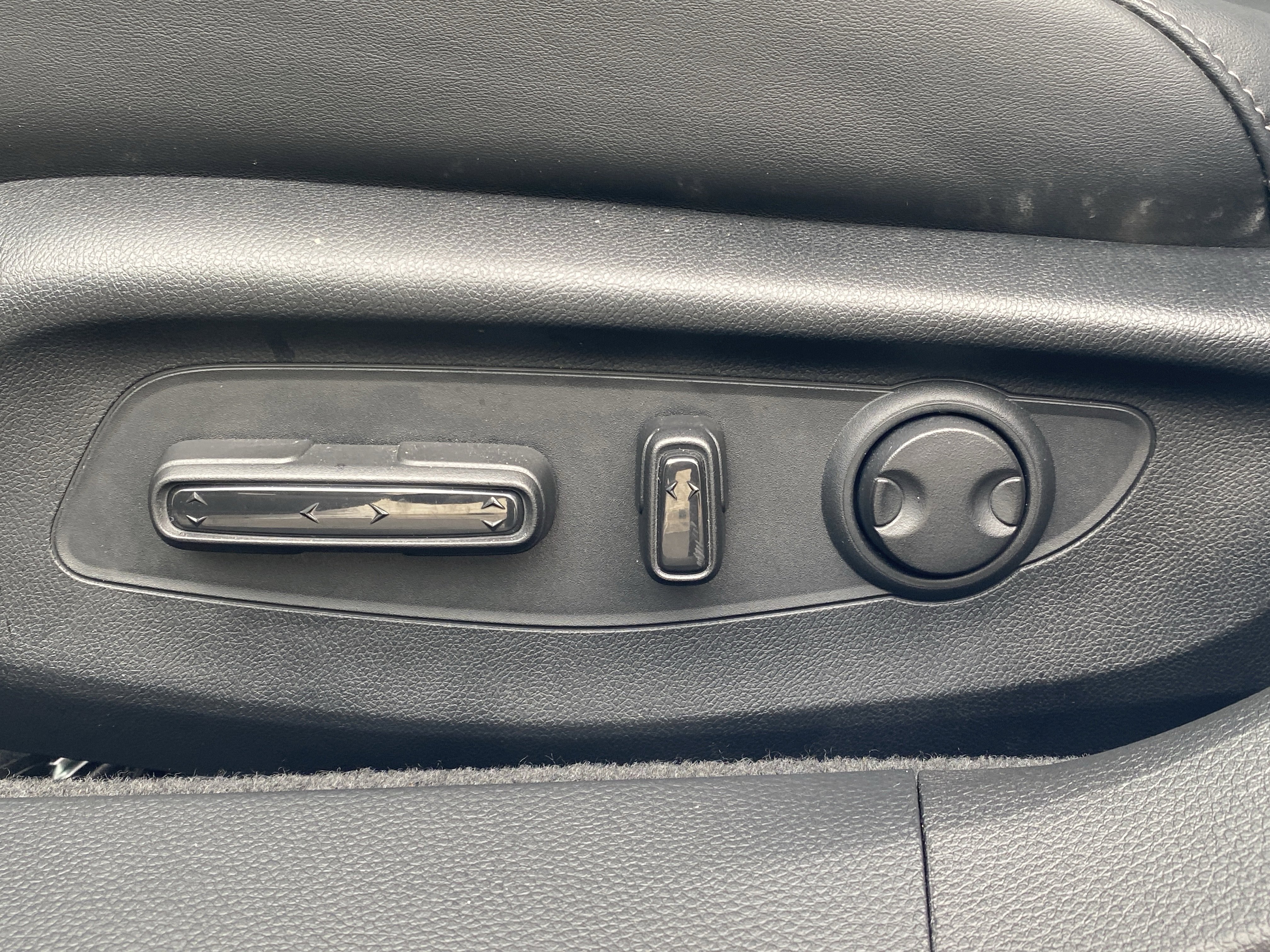 Used 2025 Honda Accord Sport image 16