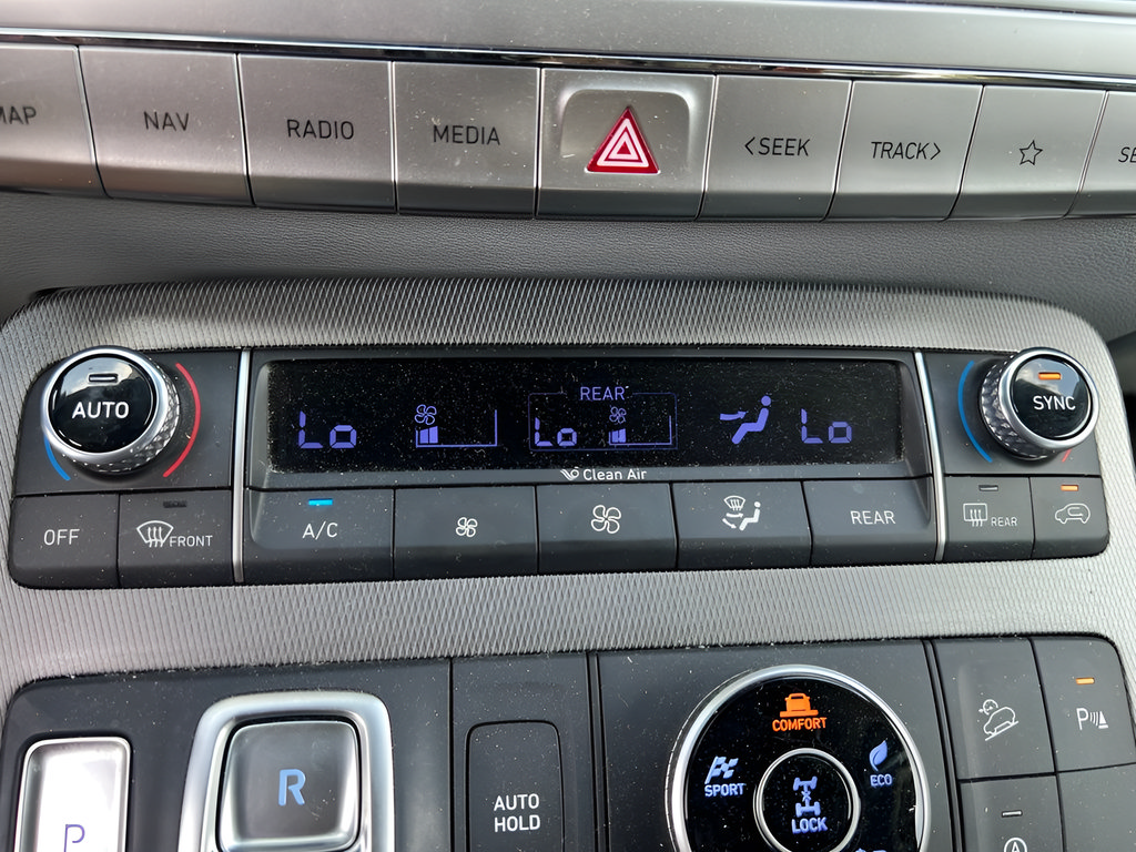 Used 2021 Hyundai Palisade SEL w/ Premium Package AWD/4WD image 28