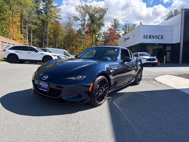 Used 2025 MAZDA MX-5 Miata RF Club w/ Weather Package RWD image 3