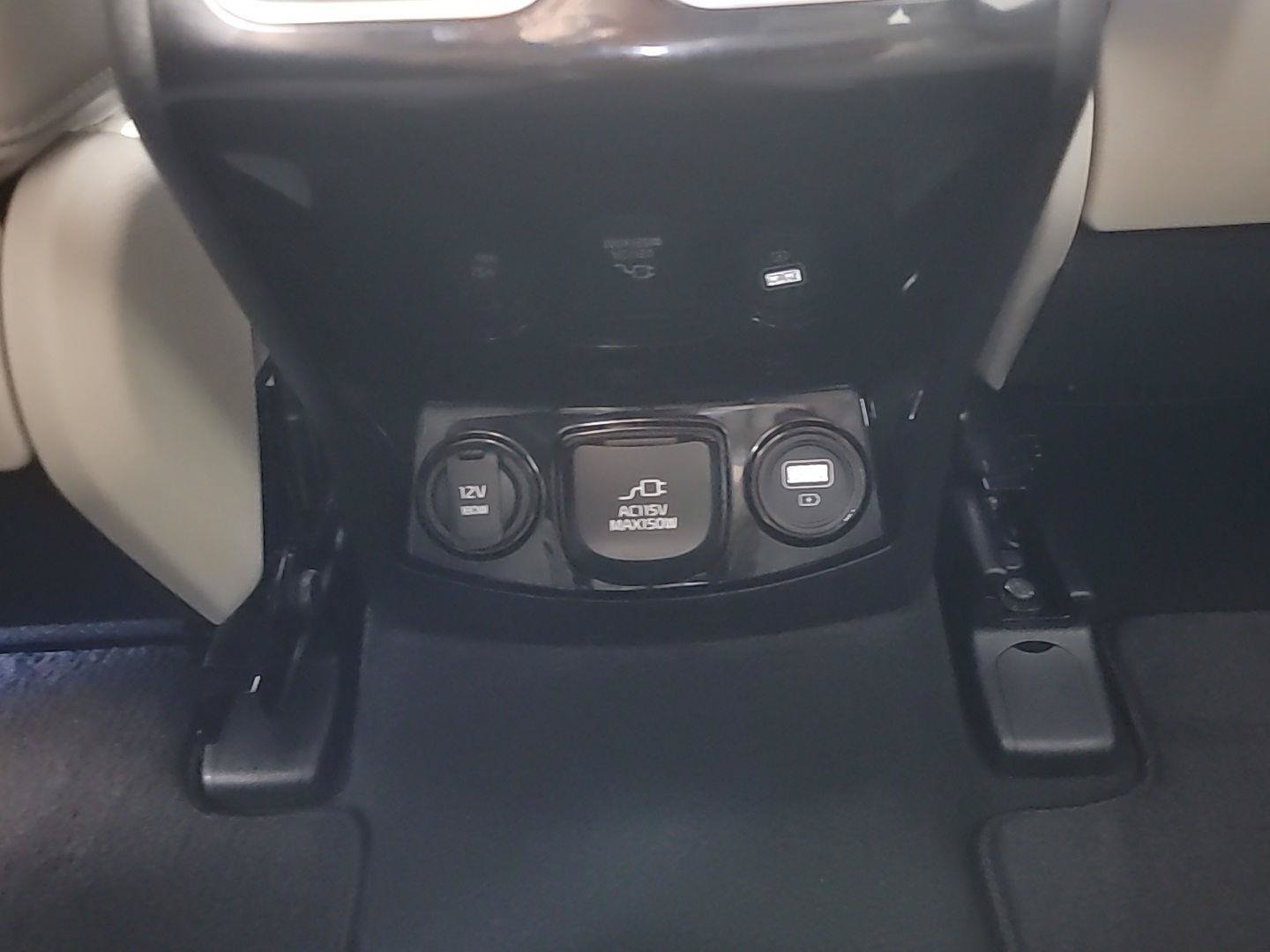 Certified 2023 Kia Sorento SX Prestige AWD/4WD image 24