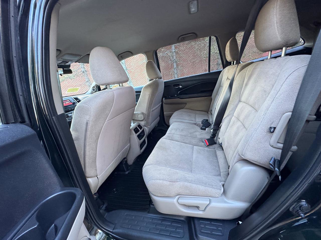 Used 2019 Honda Pilot LX image 9