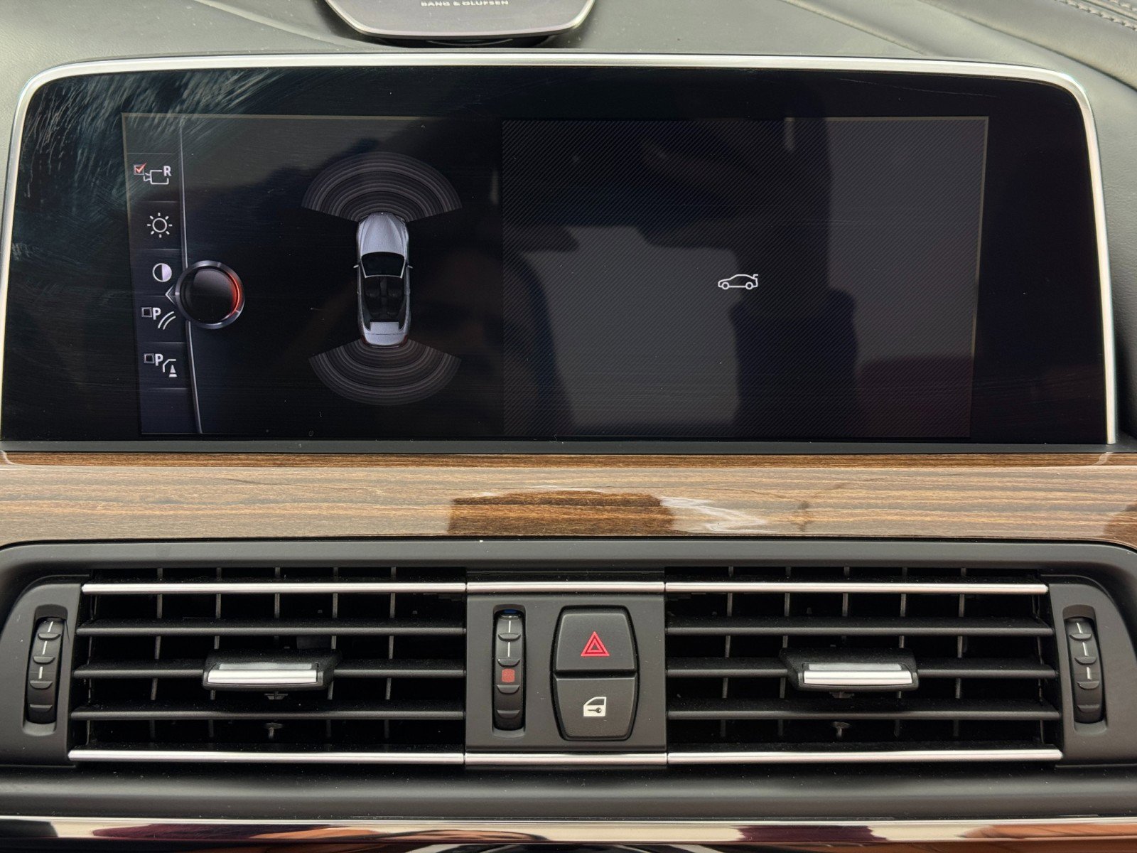 Used 2017 BMW M6 w/ Competition, Executive & Dr image 30