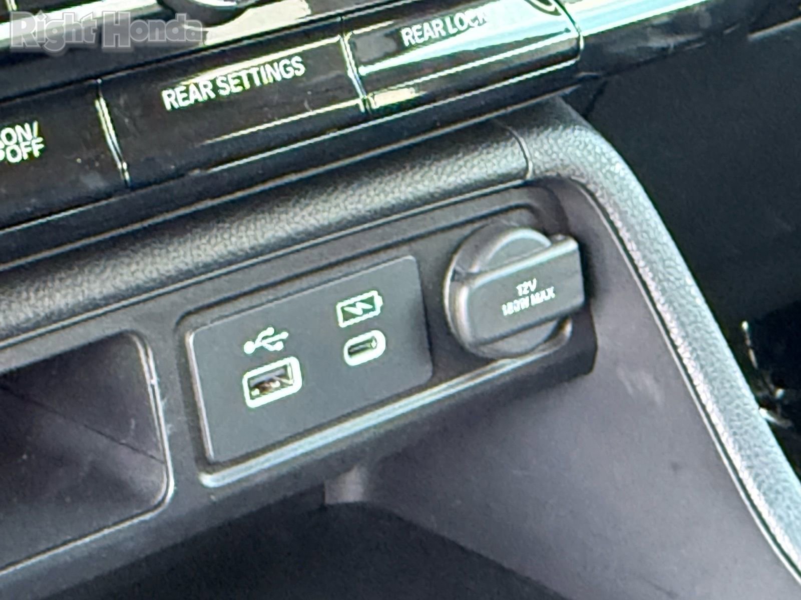 Certified 2025 Honda Pilot Touring image 24