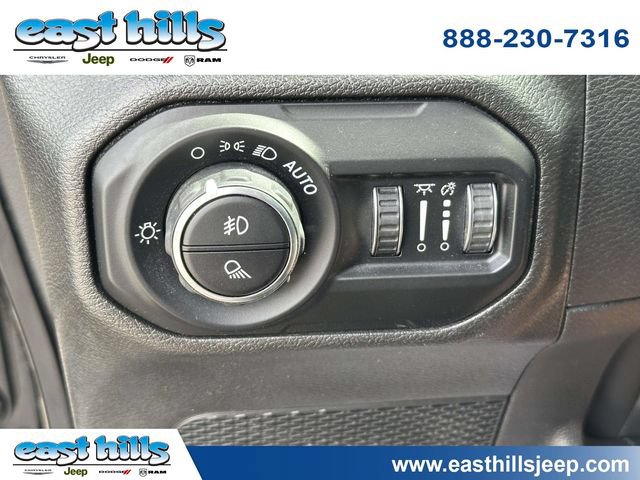 Certified 2022 Jeep Gladiator Sport AWD/4WD image 23