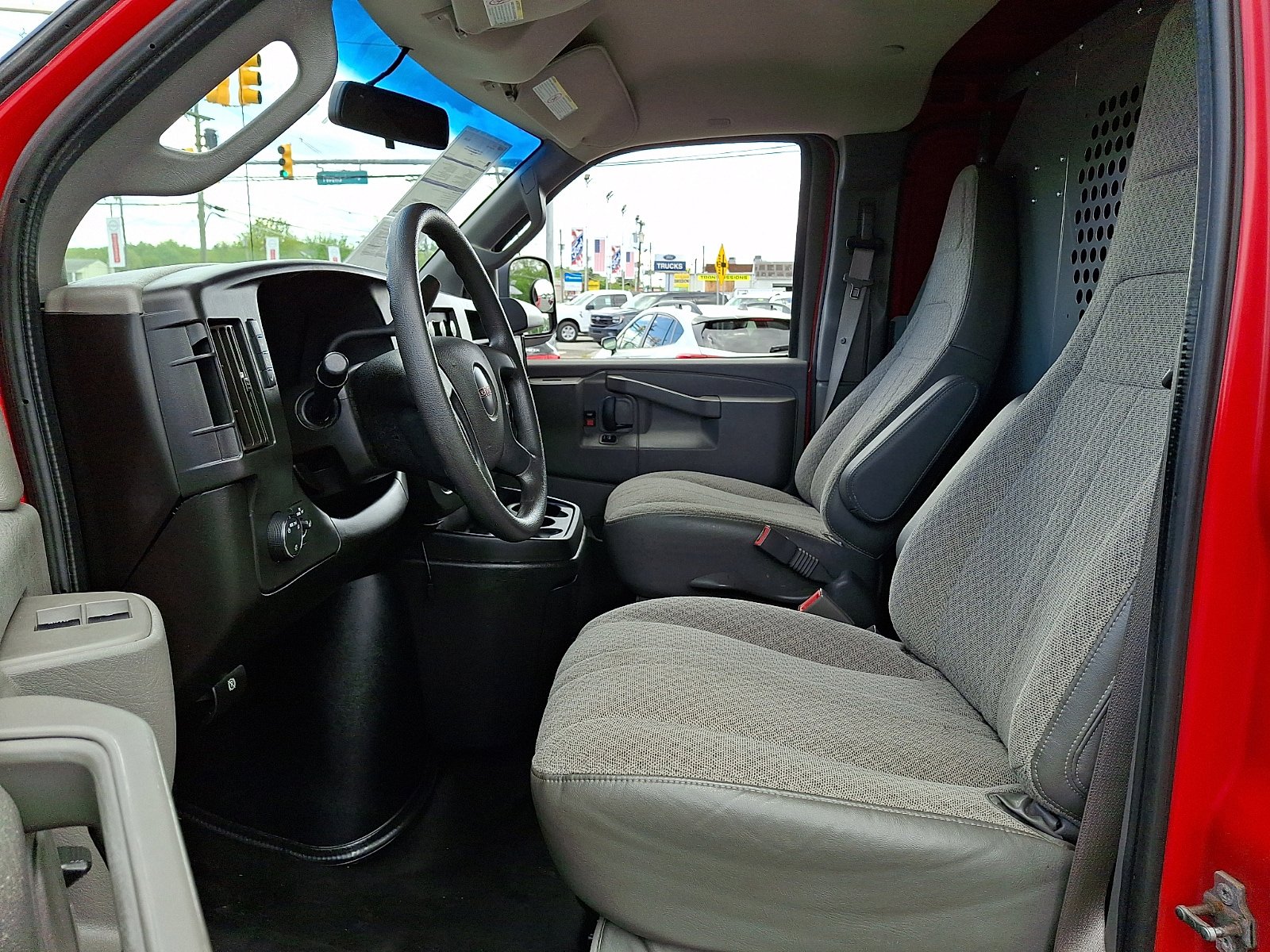 Used 2020 GMC Savana 2500 w/ Driver Convenience Package RWD image 12