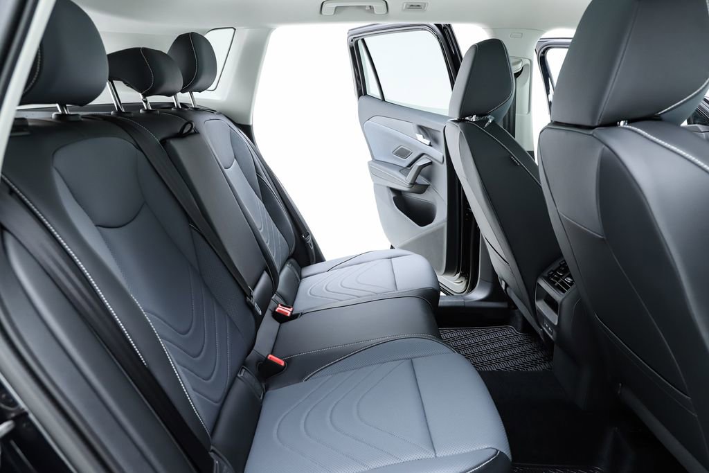 New 2026 Volkswagen Tiguan SE image 75