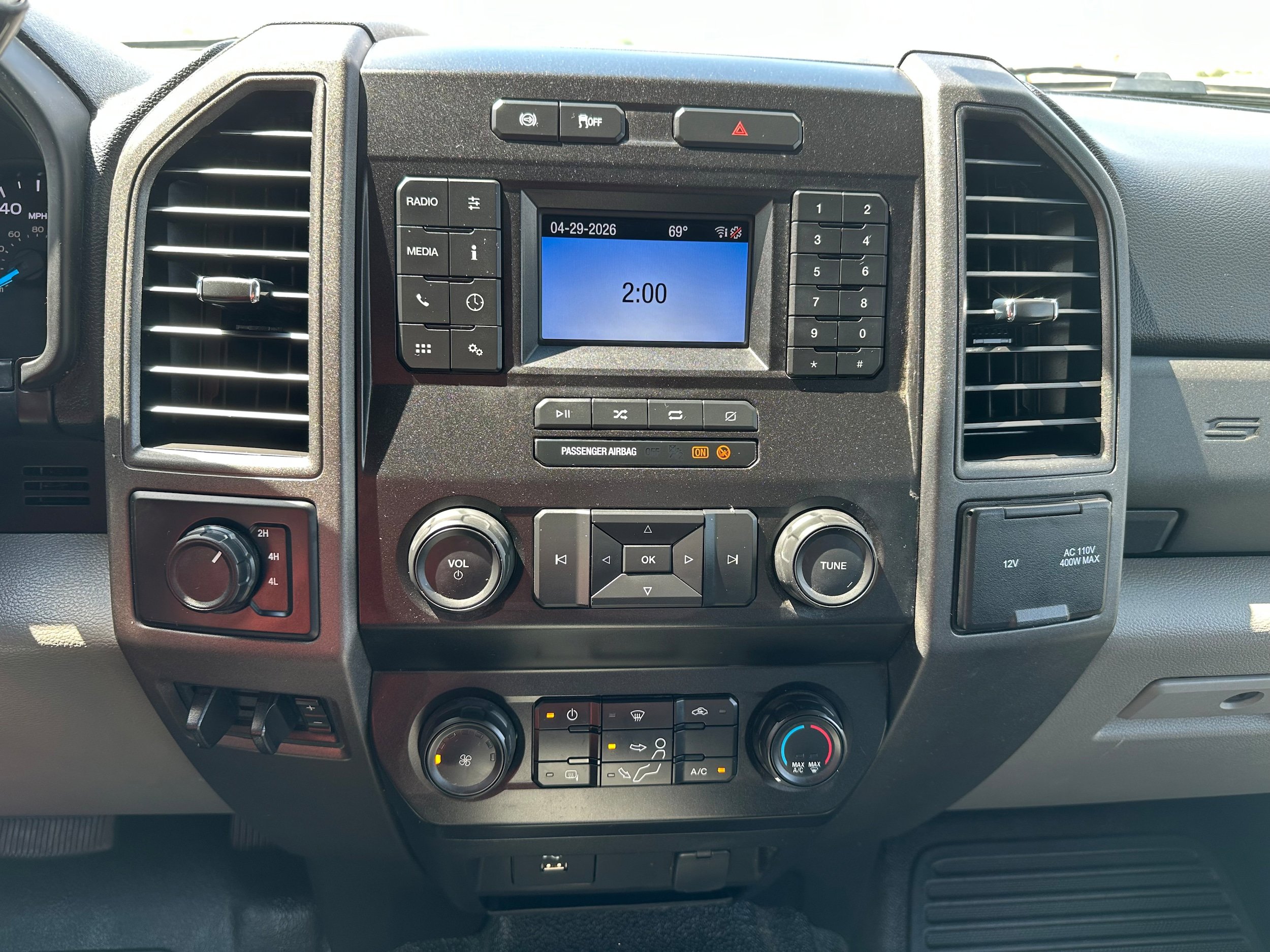 Used 2020 Ford F550 4x4 SuperCab Super Duty image 16