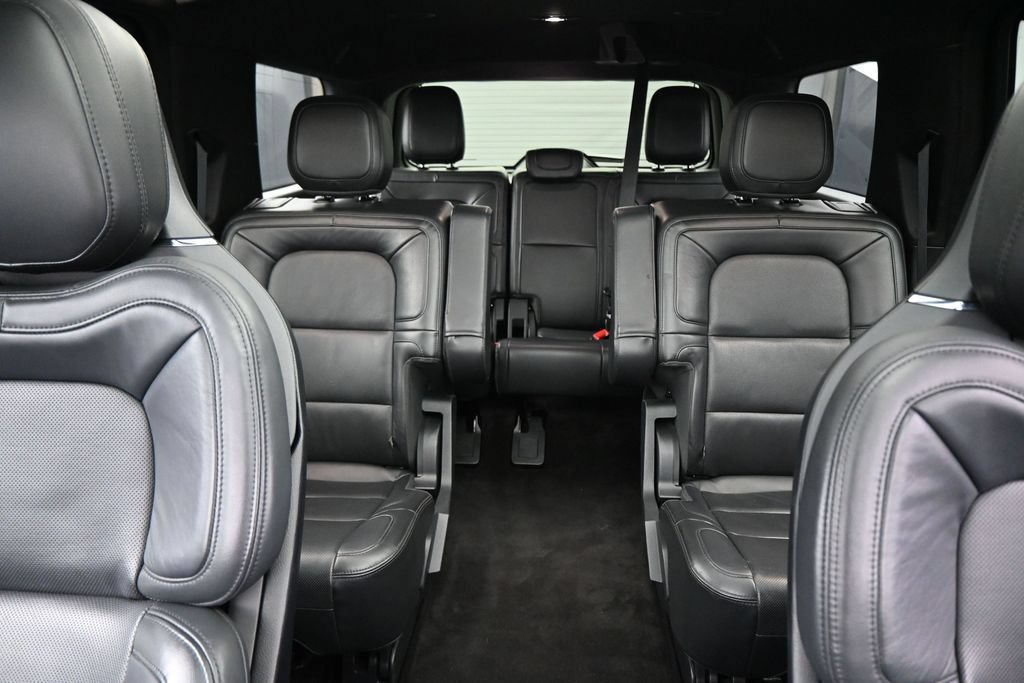 Used 2023 Lincoln Navigator Reserve AWD/4WD image 30