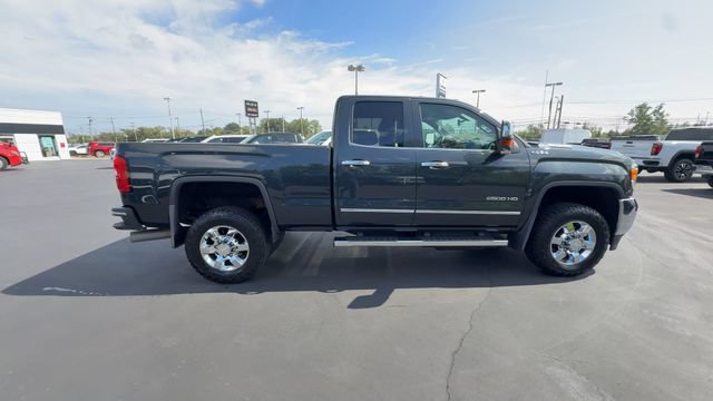Certified 2018 GMC Sierra 2500 SLT w/ Snow Plow Prep Package AWD/4WD image 9