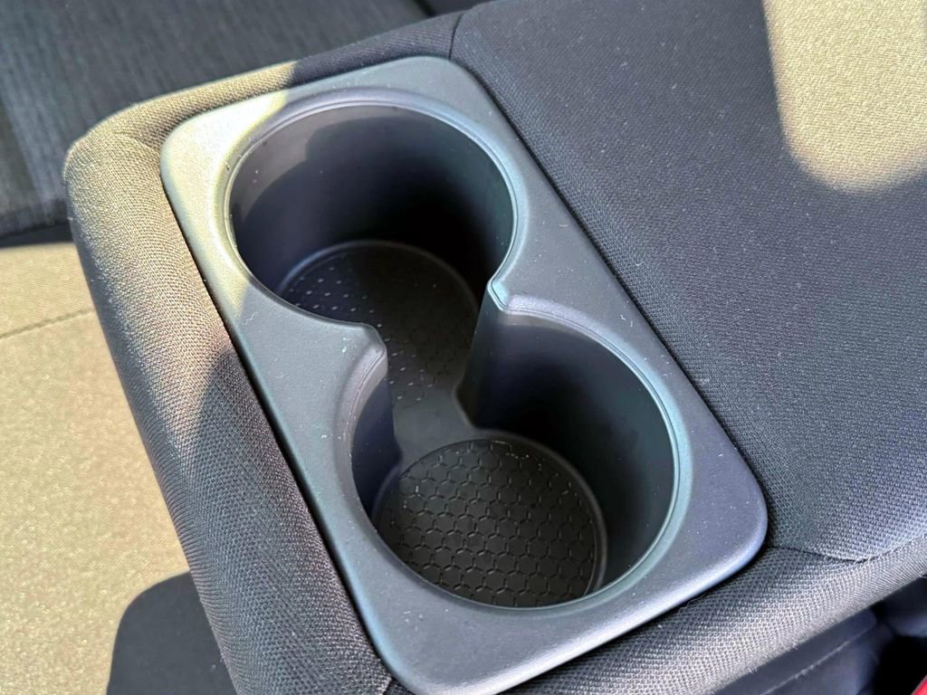 Used 2023 Nissan Rogue SV image 15