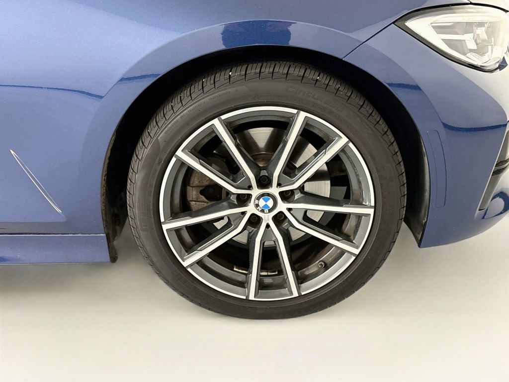 Used 2021 BMW 330i Sedan w/ Premium Package RWD image 32