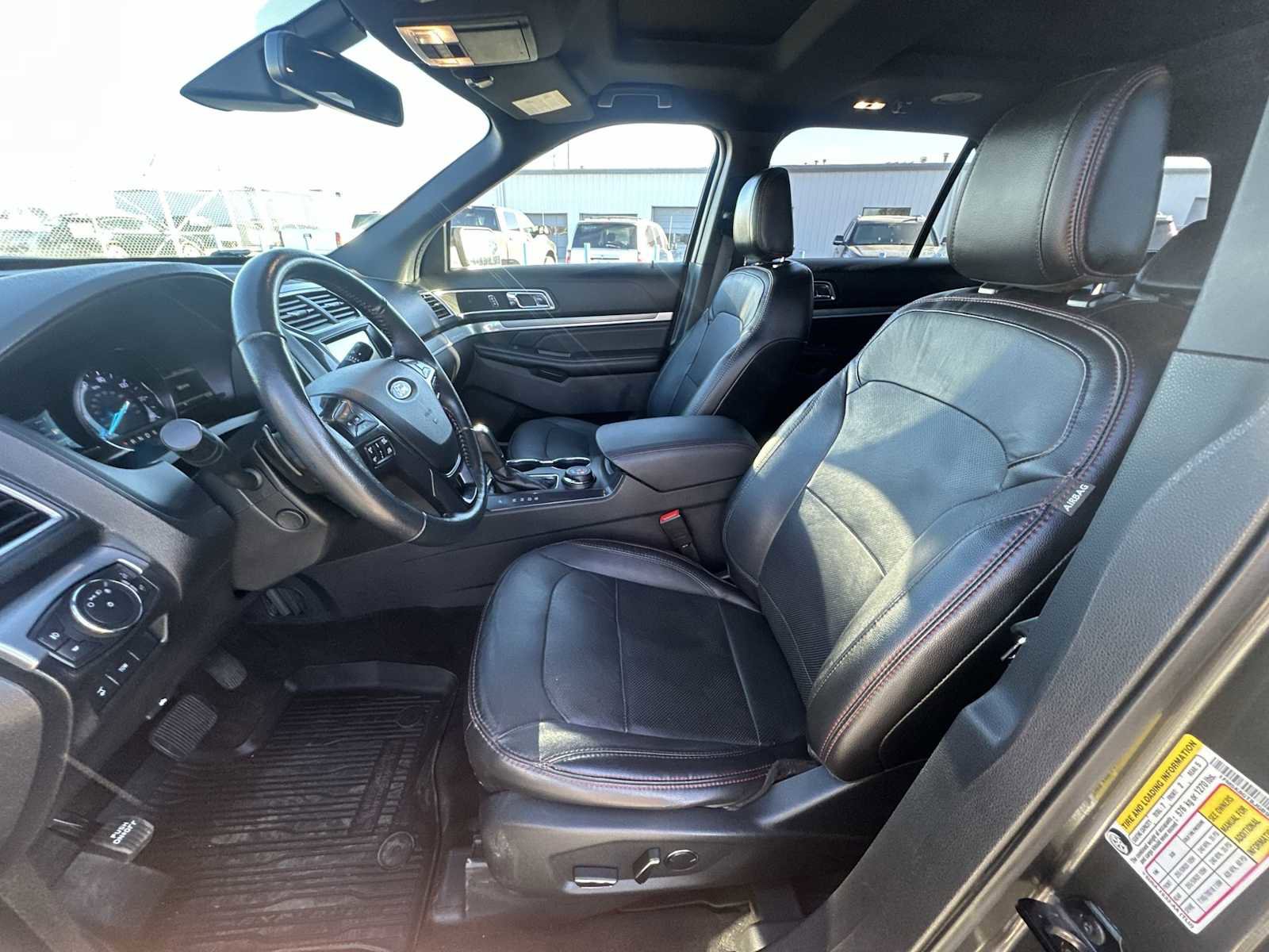 Used 2018 Ford Explorer Sport w/ Equipment Group 401A image 13