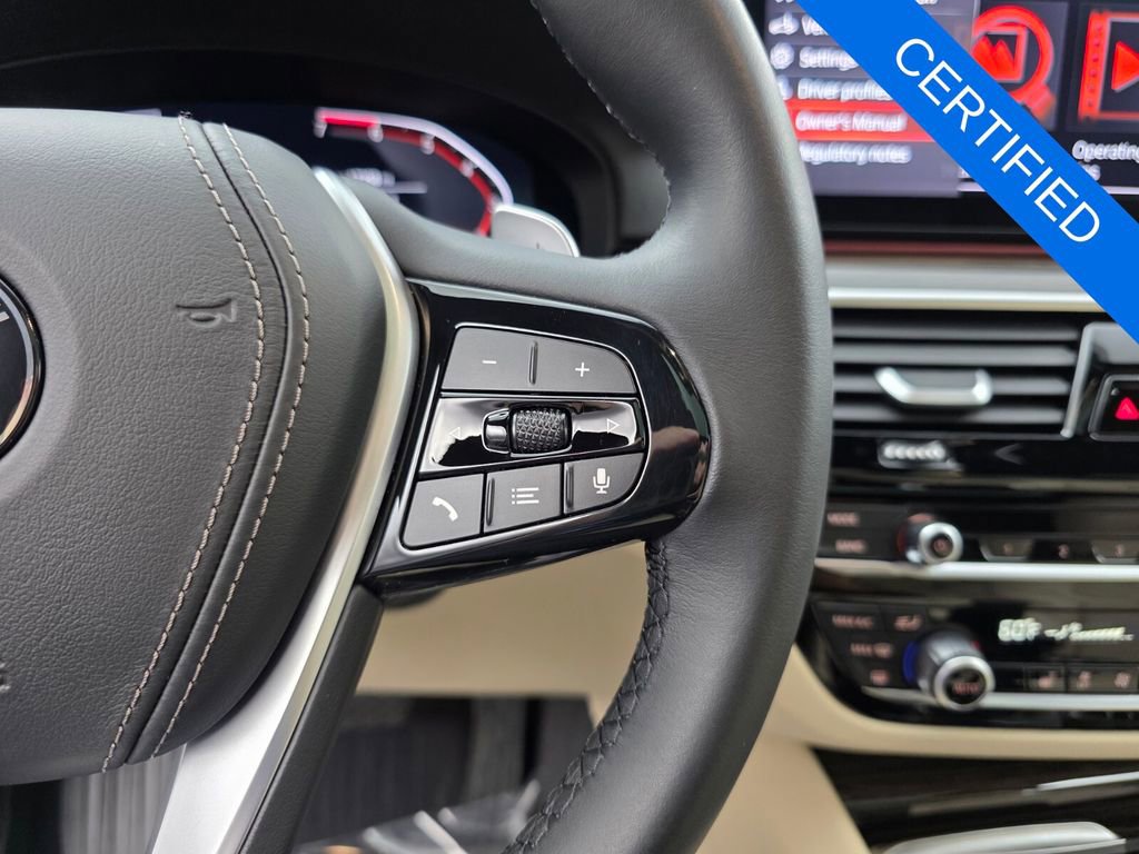 Used 2023 BMW 530i w/ Premium Package image 20