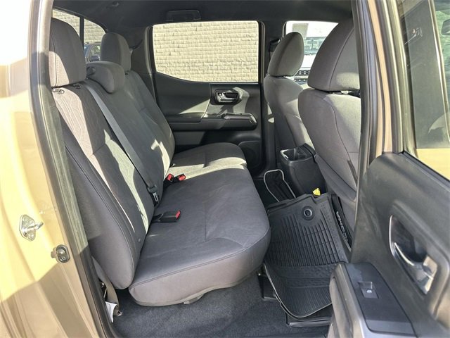 Used 2018 Toyota Tacoma TRD Off-Road image 24