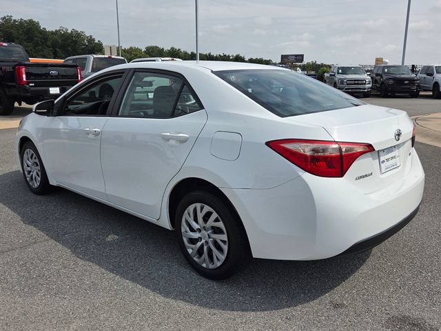 Used 2018 Toyota Corolla LE FWD image 9