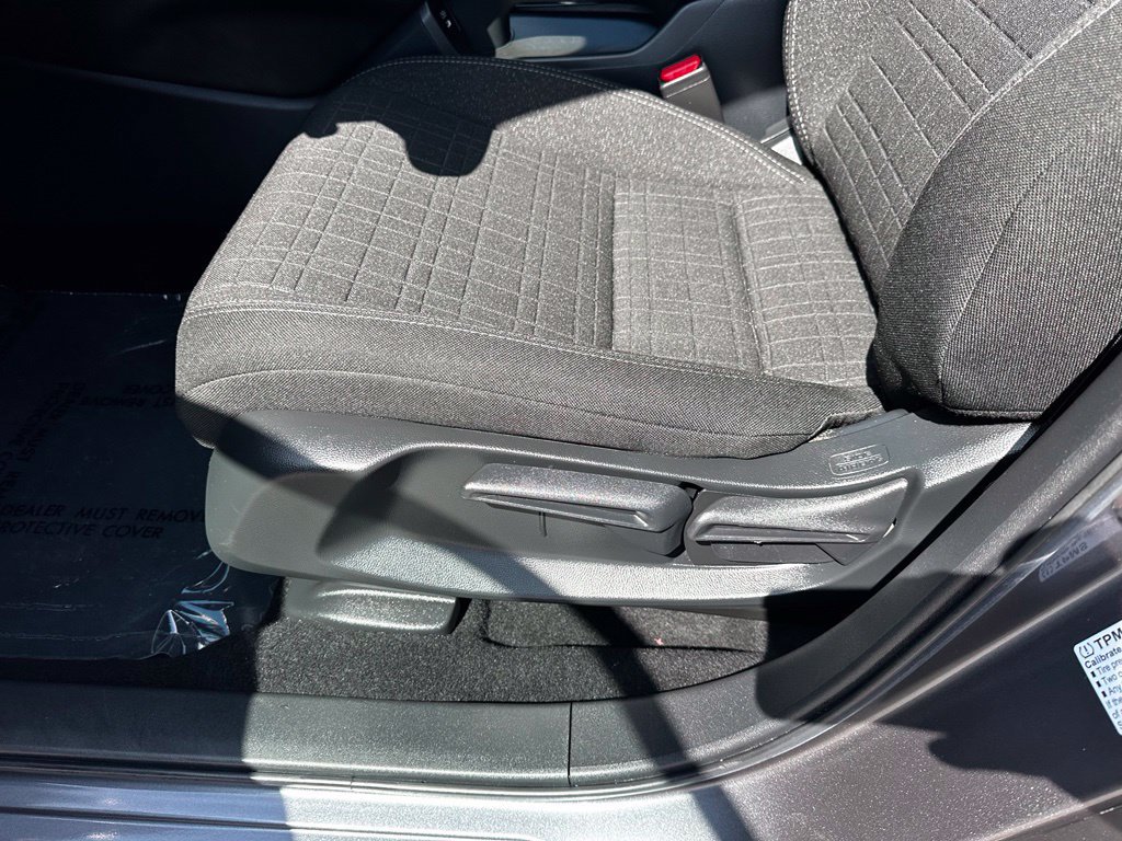 Certified 2025 Honda HR-V LX image 25