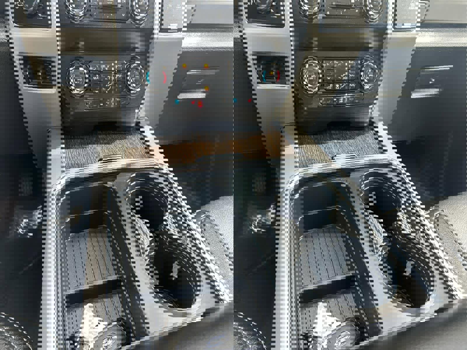 Used 2021 Ford F250 Lariat w/ Lariat Ultimate Package AWD/4WD image 18