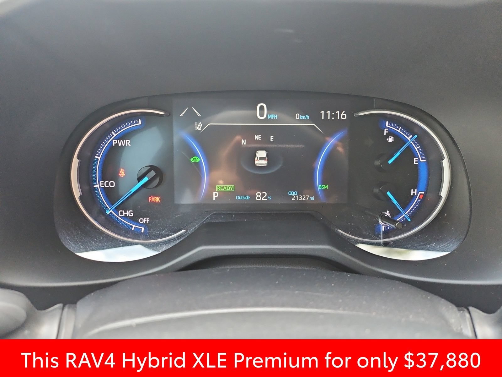 Used 2023 Toyota RAV4 XLE Premium AWD/4WD image 26