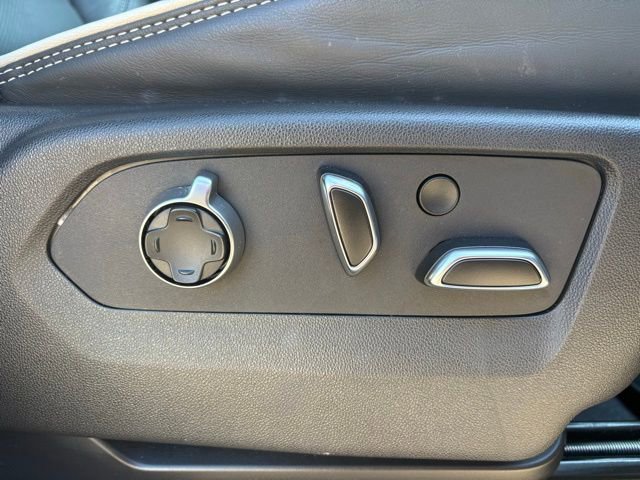 Used 2024 GMC Sierra 2500 AT4X image 28