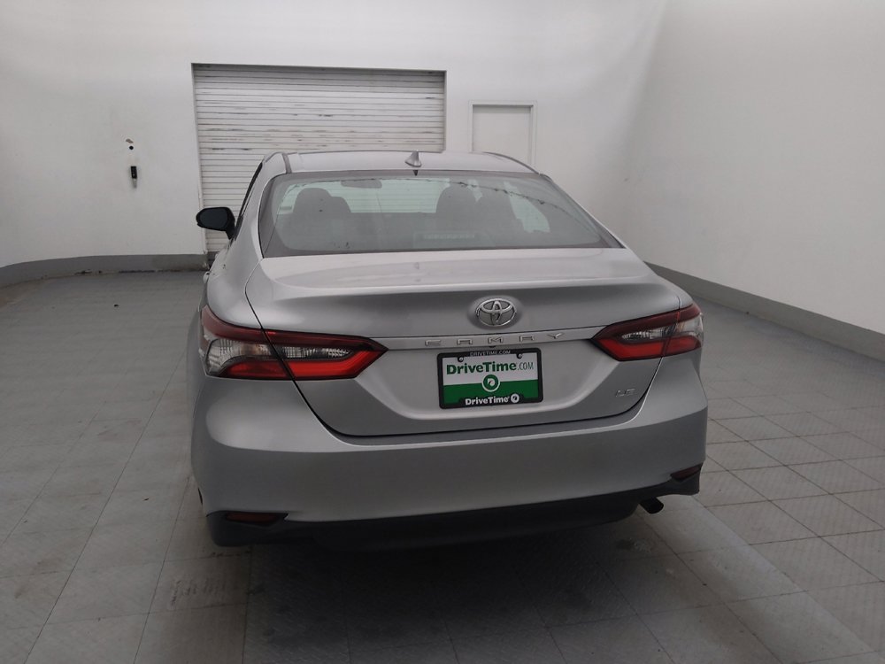 Used 2021 Toyota Camry LE FWD image 6