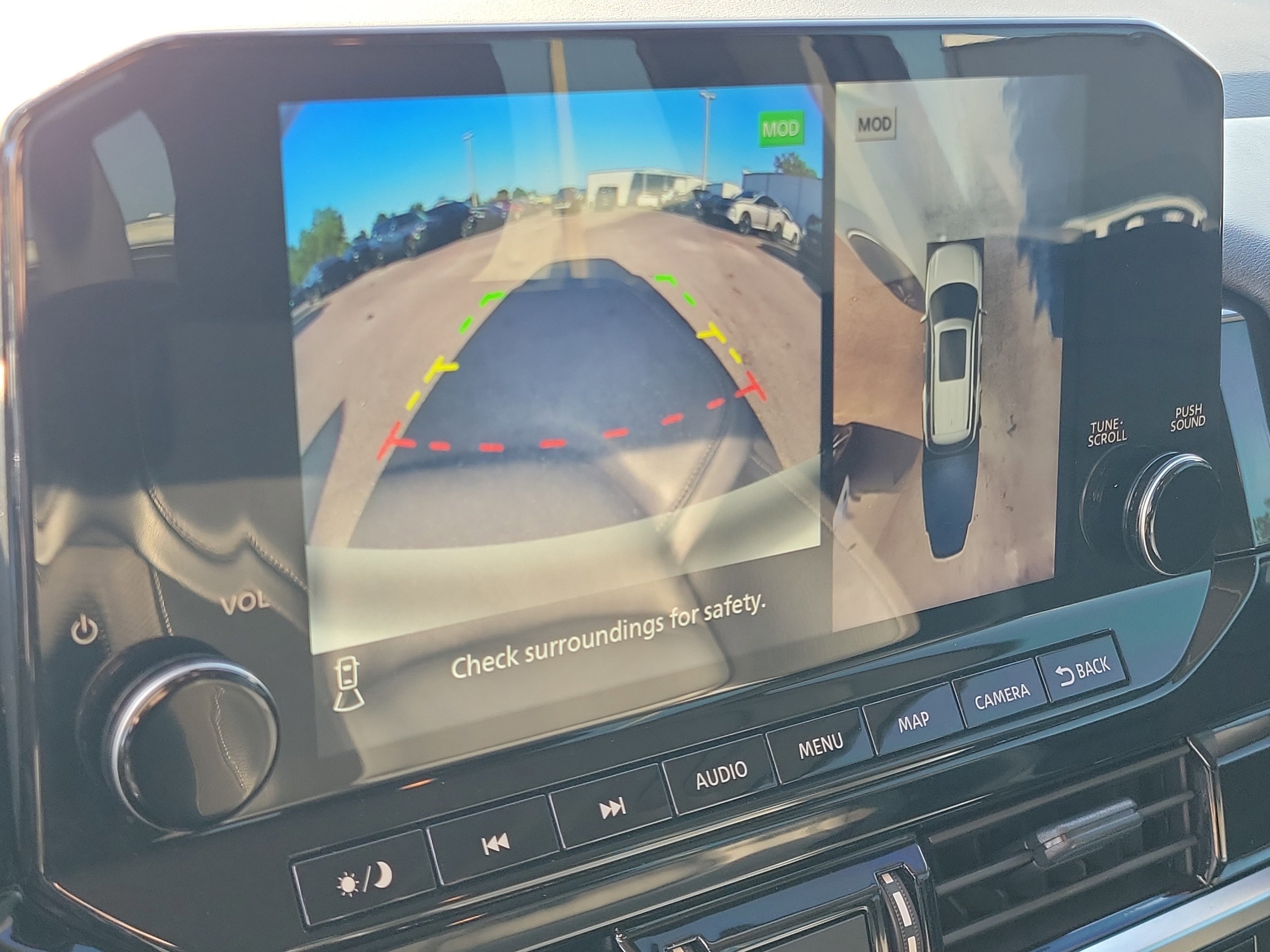 Certified 2024 Nissan Pathfinder SL image 34