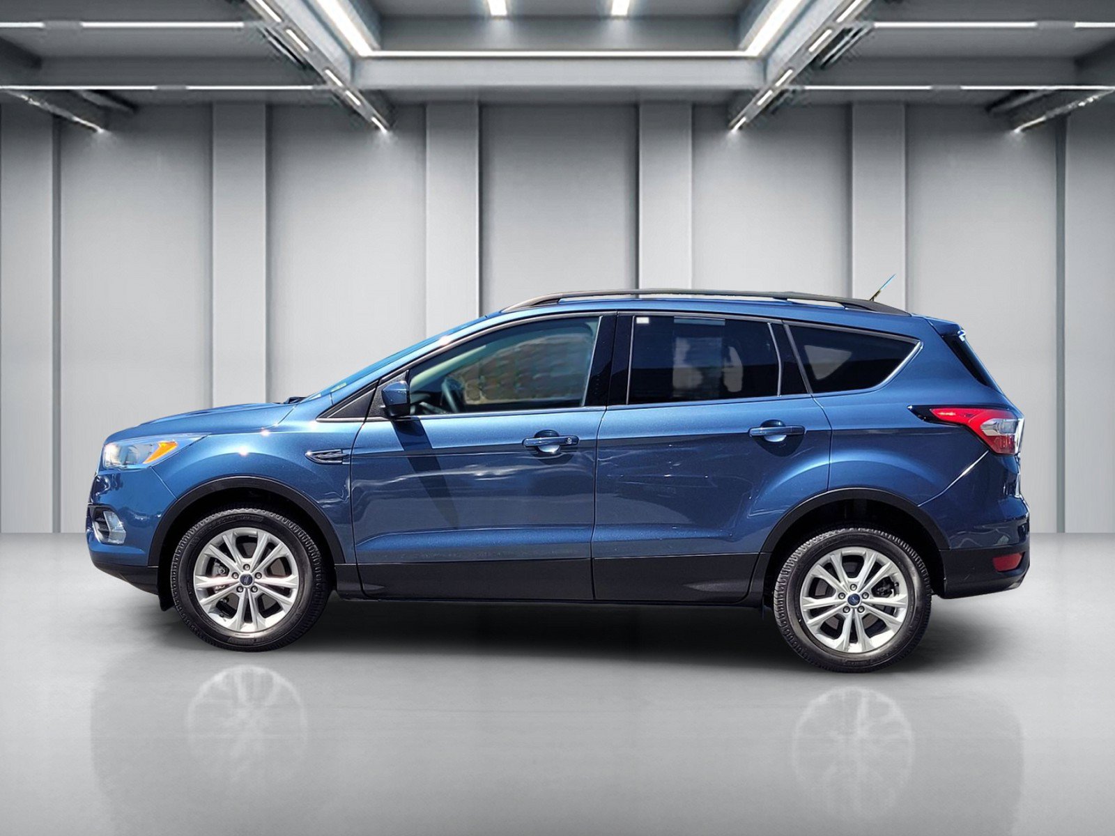 Used 2018 Ford Escape SE AWD/4WD image 8