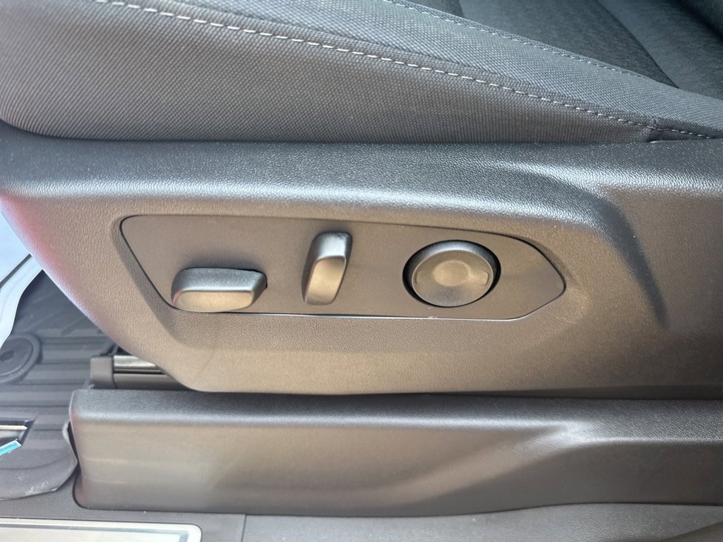 New 2026 Chevrolet Silverado 1500 LT w/ Z71 Off-Road Package image 16