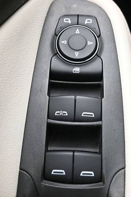 Used 2020 Buick Encore GX Select FWD image 25