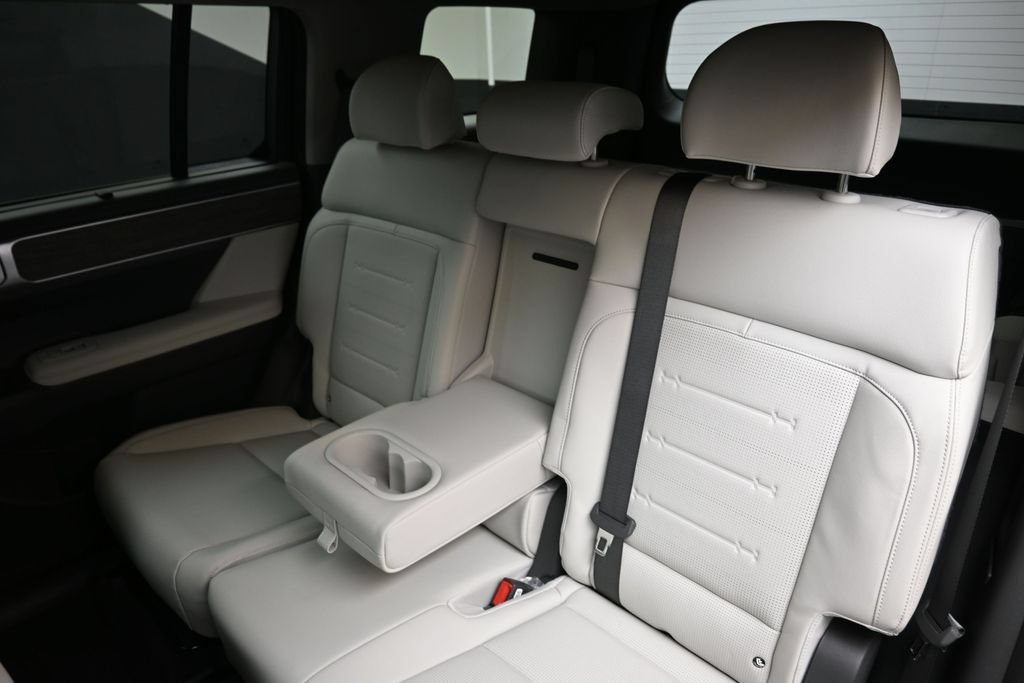 New 2026 Hyundai Santa Fe Limited AWD/4WD image 20