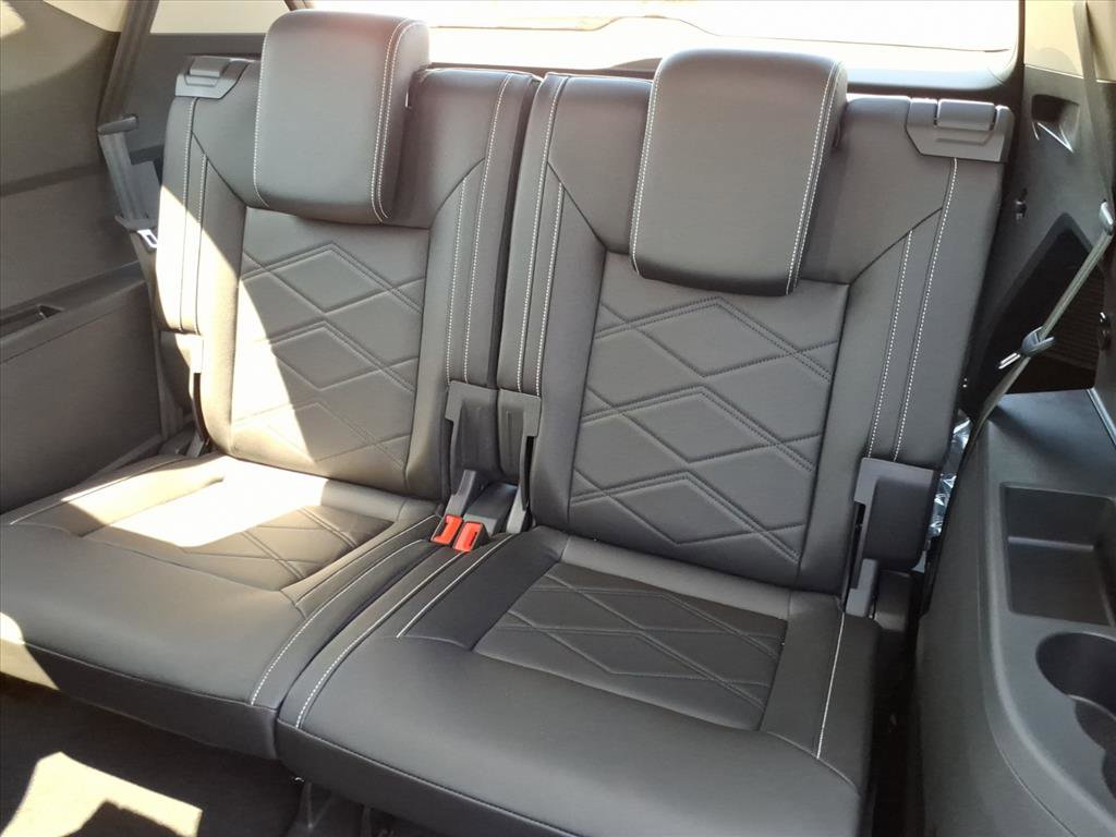 New 2026 Volkswagen Atlas SE image 15