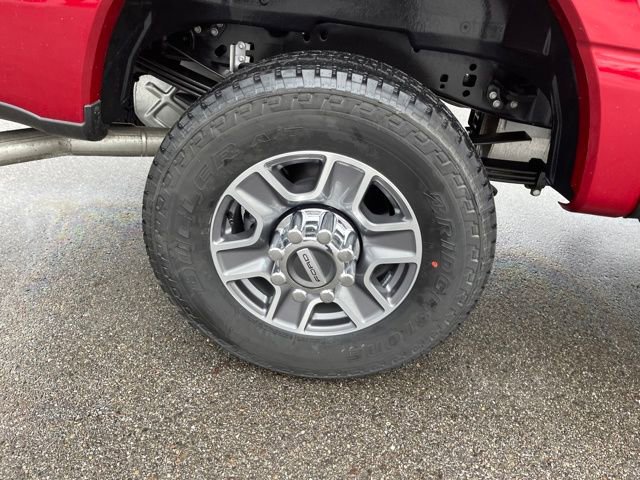 Used 2025 Ford F350 XLT w/ FX4 Off-Road Package image 39