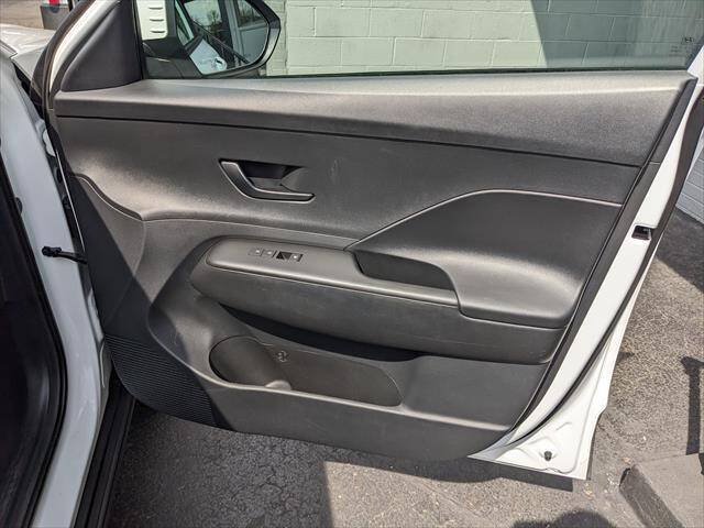 Used 2024 Hyundai Kona SEL FWD image 19