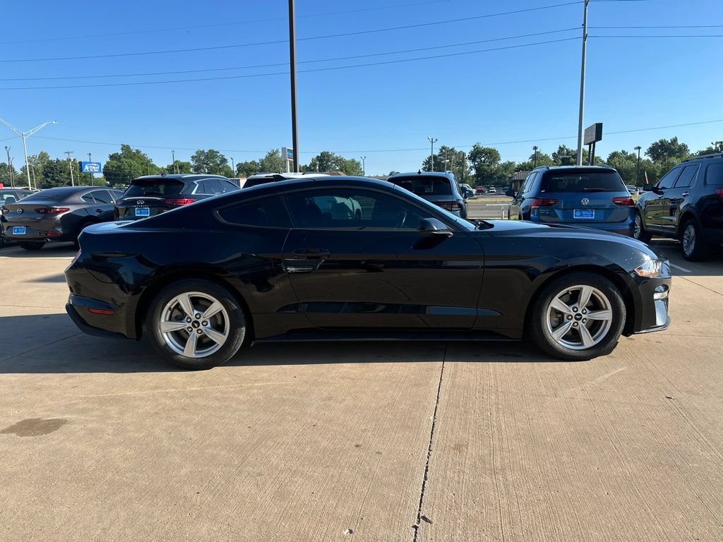 Used 2021 Ford Mustang Coupe RWD image 4