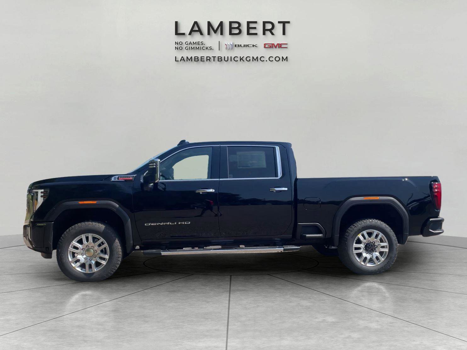 New 2026 GMC Sierra 2500 Denali w/ Denali Reserve Package image 2