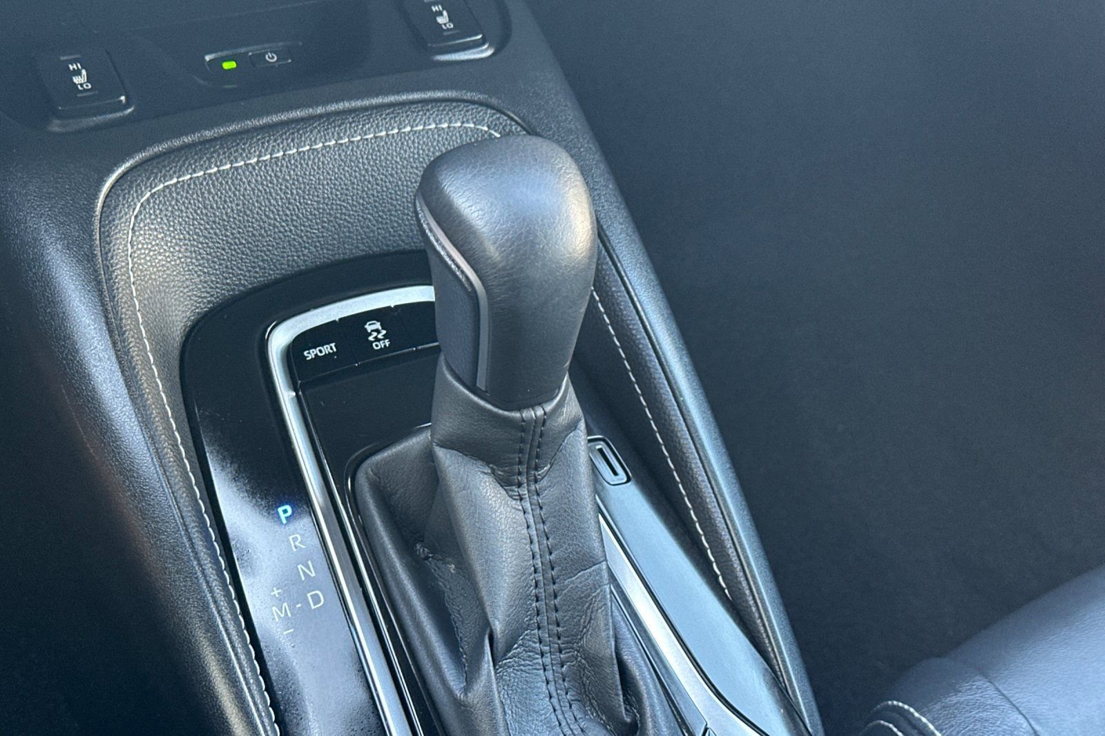 Certified 2019 Toyota Corolla XSE FWD image 34