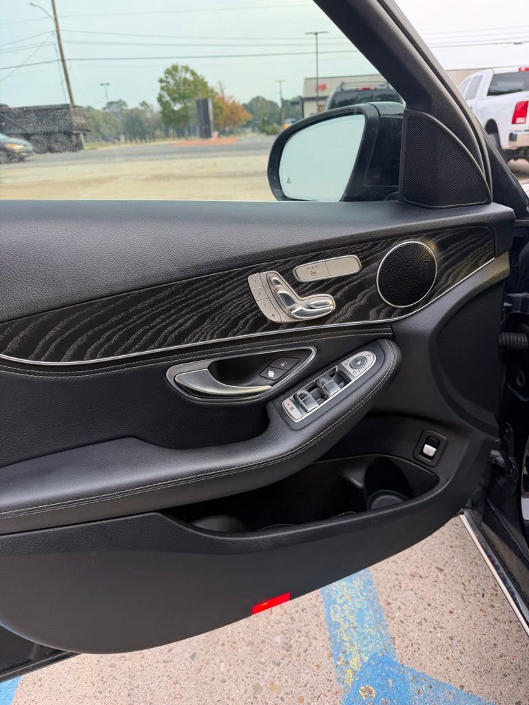 Used 2016 Mercedes-Benz C 300 Sedan image 12