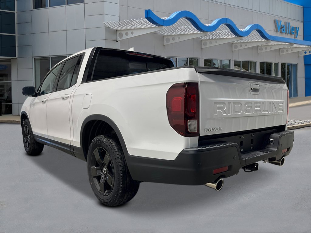 New 2026 Honda Ridgeline Black Edition image 3