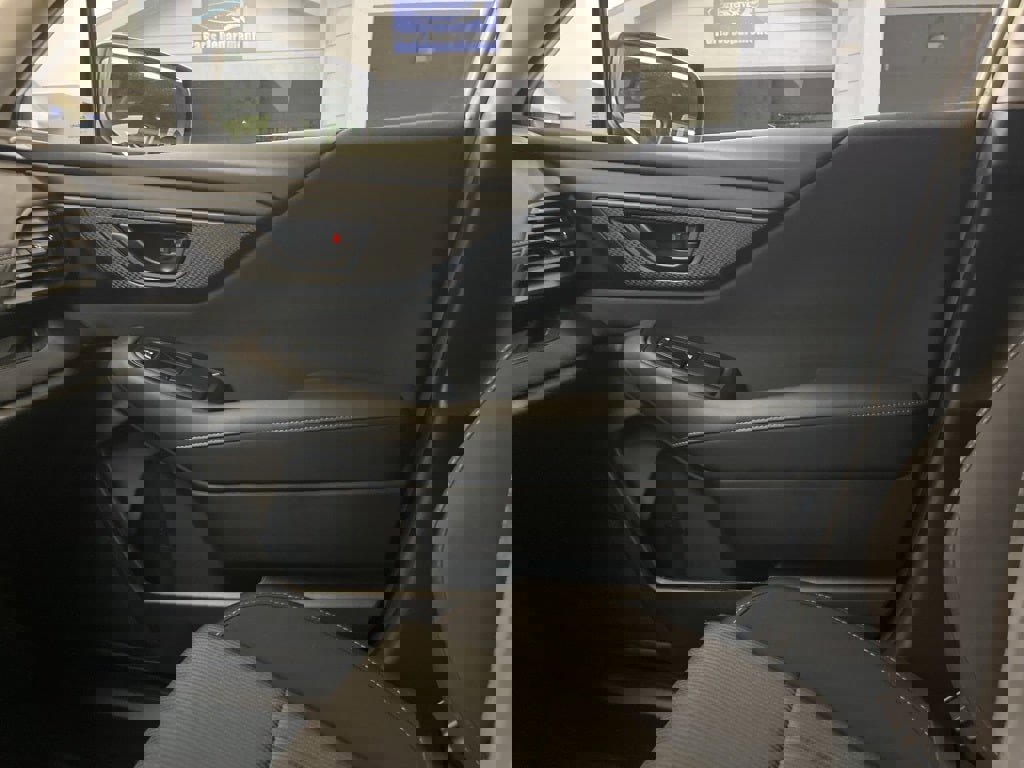 Certified 2025 Subaru Legacy image 14