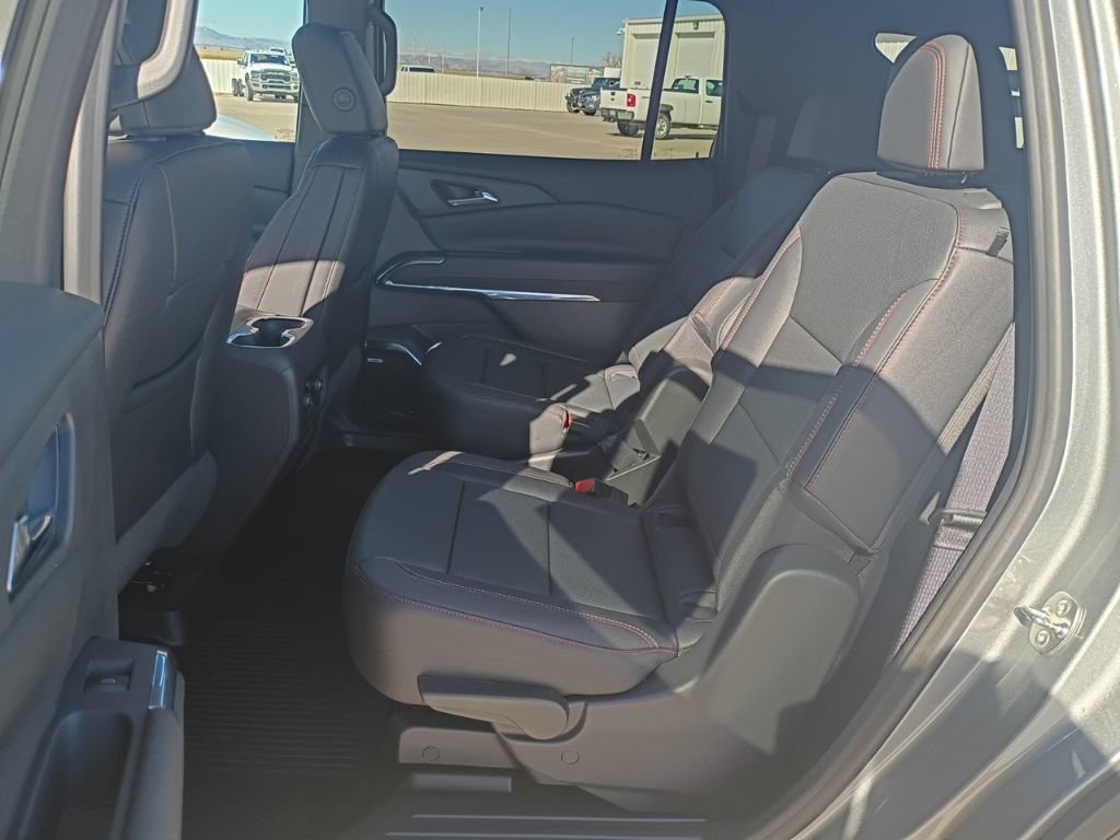New 2026 Chevrolet Traverse Z71 w/ Enhanced Driving Package image 11