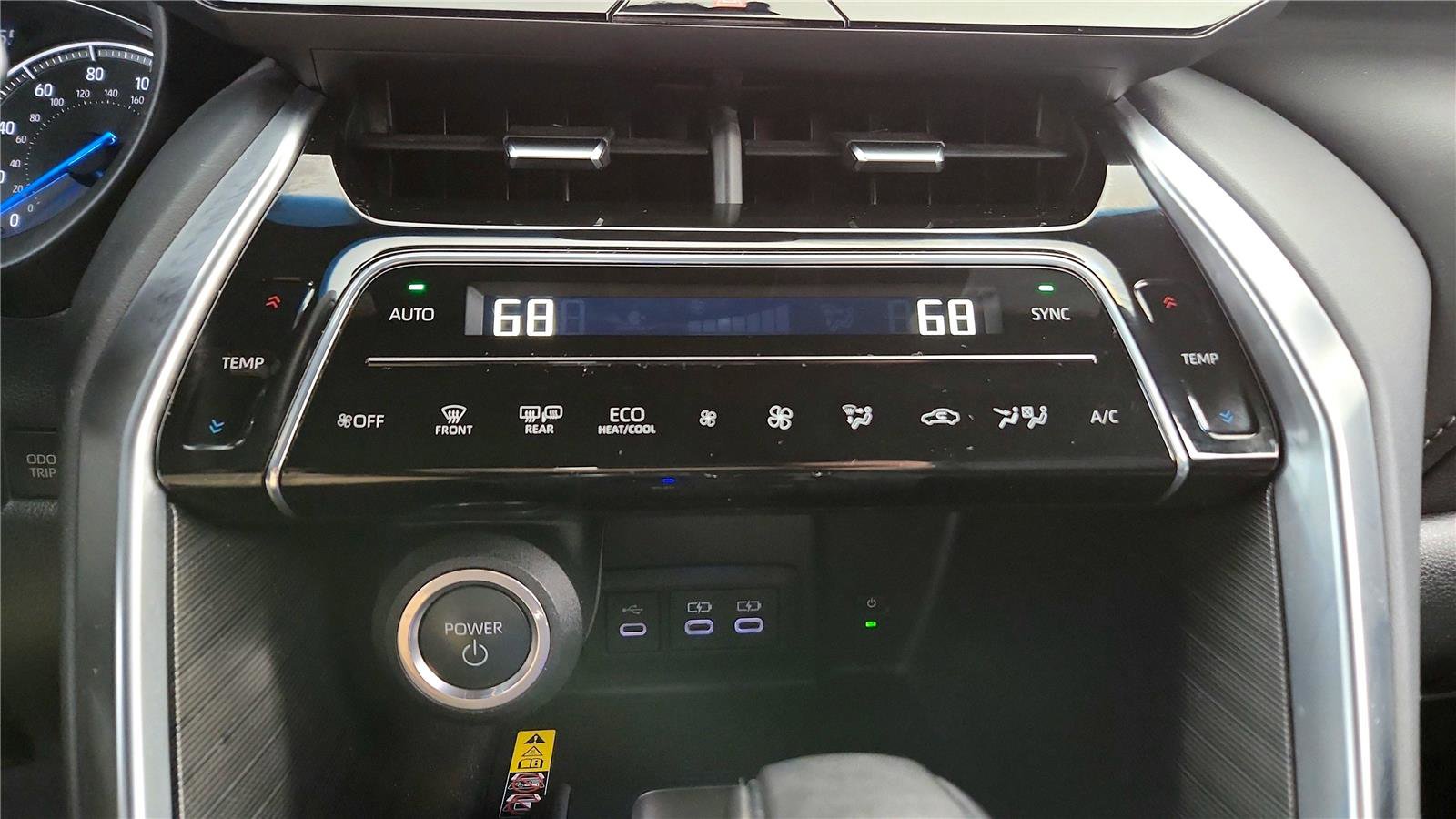 Certified 2023 Toyota Venza Nightshade image 30