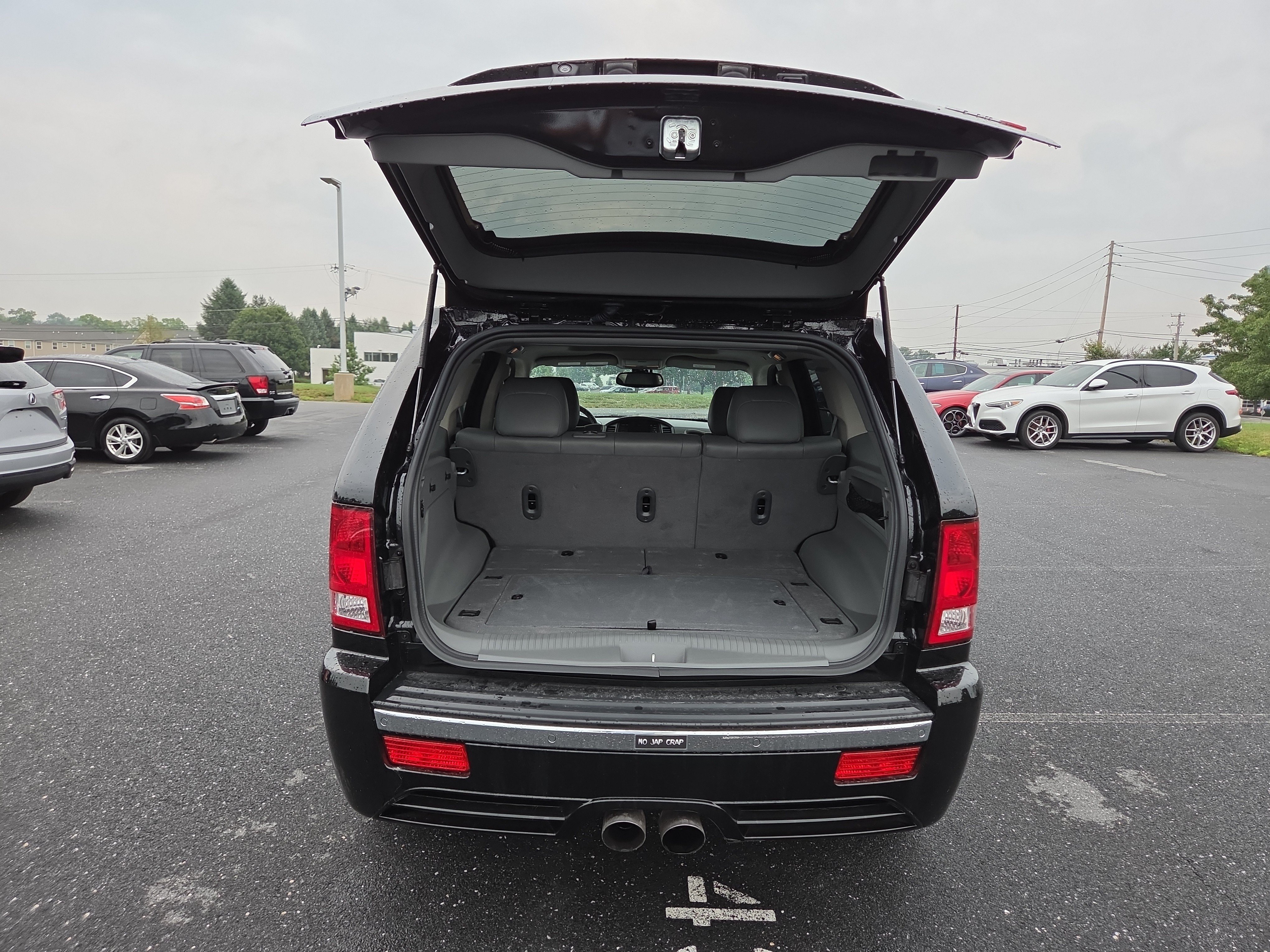 Used 2007 Jeep Grand Cherokee SRT8 w/ SRT Option Group I AWD/4WD image 25