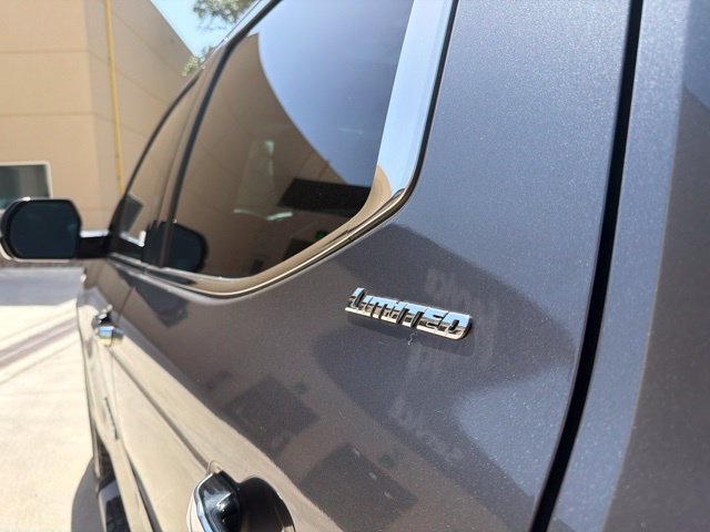 Used 2022 Toyota Tundra Limited AWD/4WD image 14