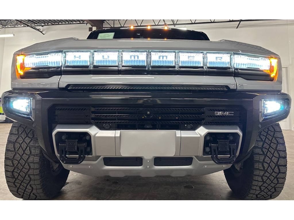Used 2024 GMC Hummer EV 2X w/ Extreme Off-Road Package AWD/4WD image 3
