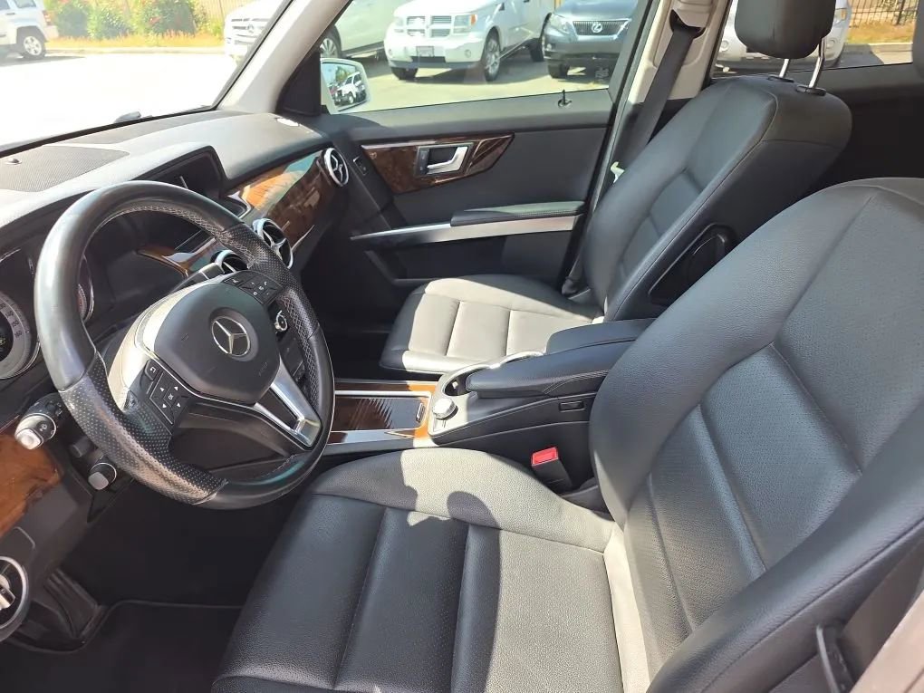 Used 2015 Mercedes-Benz GLK 350 2WD w/ Premium 1 Package image 29