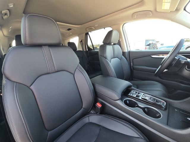 Used 2025 Honda Pilot Touring image 23