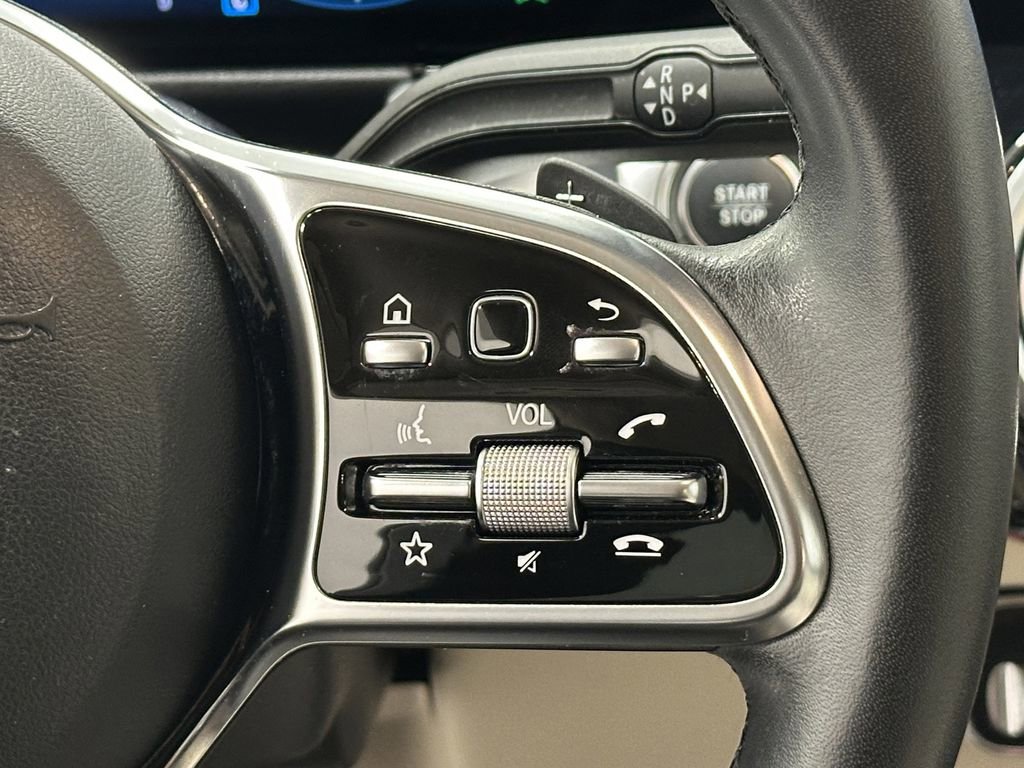 Certified 2023 Mercedes-Benz EQB 300 4MATIC image 27