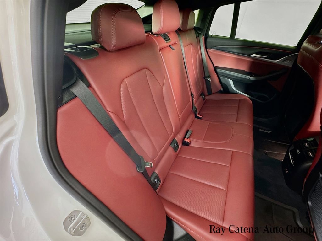 Used 2024 BMW X4 xDrive30i w/ M Sport Package image 28